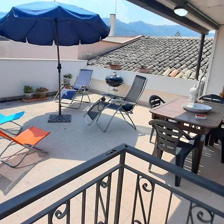 Casa Stella Lägenhet Savoca Exteriör bild
